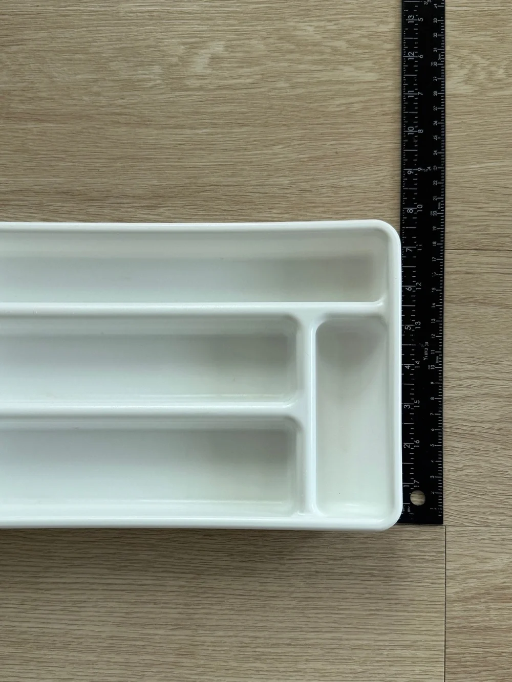 Rubbermaid Vintage White Utensil Silverware Drawer Tray #0522 2, 4 Slotted